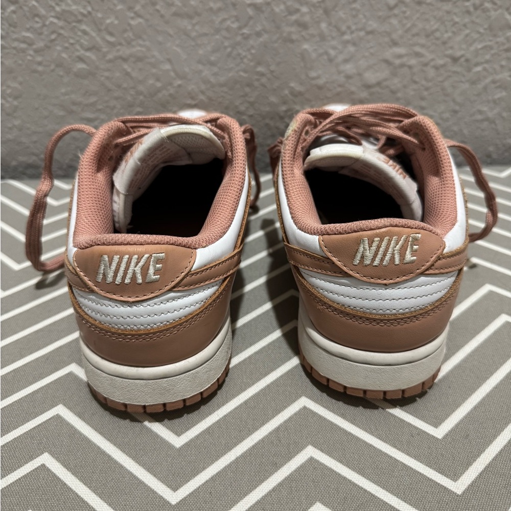 Nike Dunk Low Sz 7.5 Sneakers - Picture 3 of 3